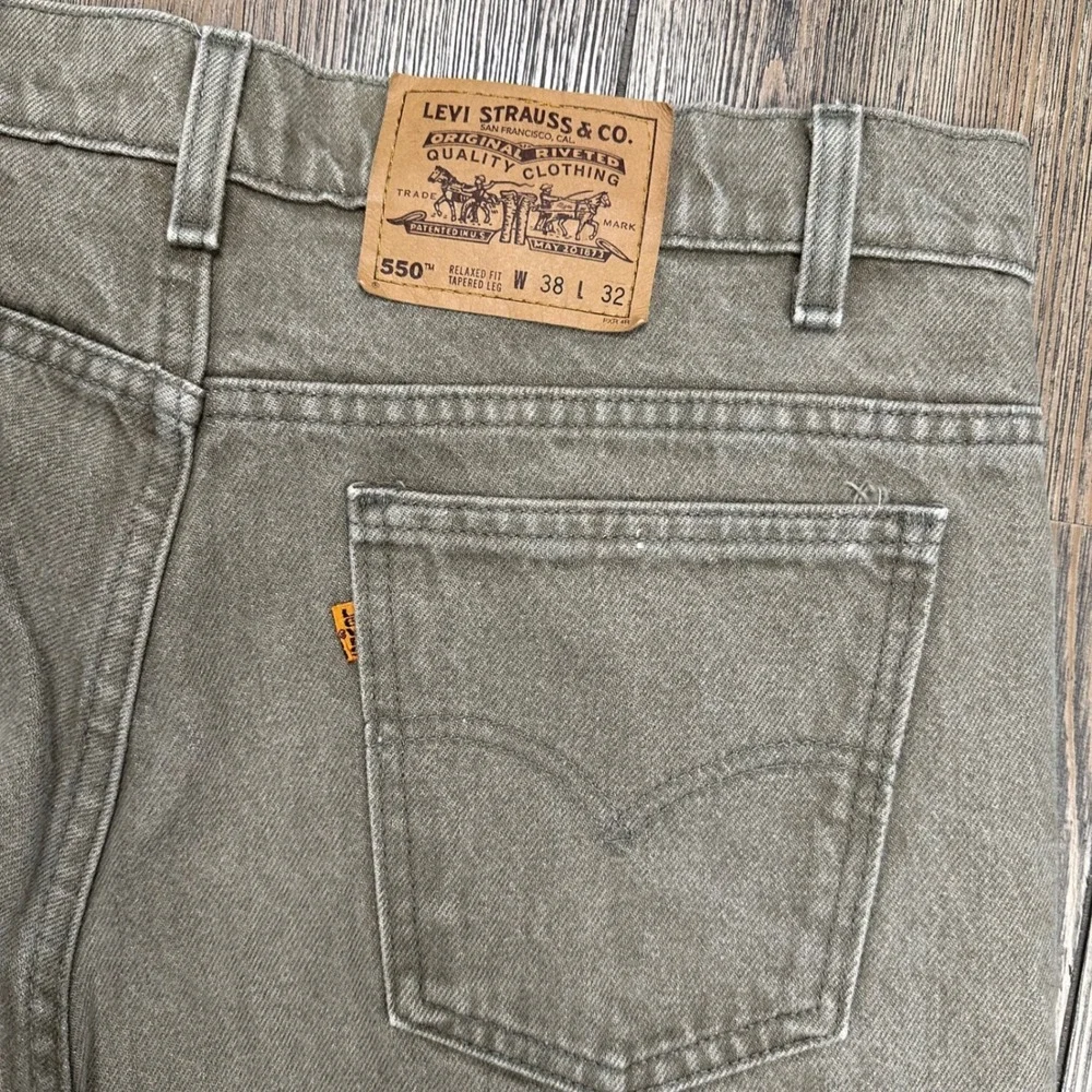 Levis 550 Orange Tab Vintage Jeans Mens 38x32 Tan USA Made 1996 Relaxed Tapered